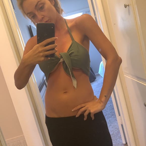 Stone cold fox wrap top - Picture 4 of 5